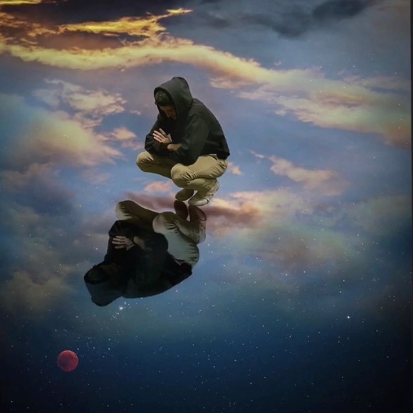 Meet your Posher, Holly - Picture 1 of 1